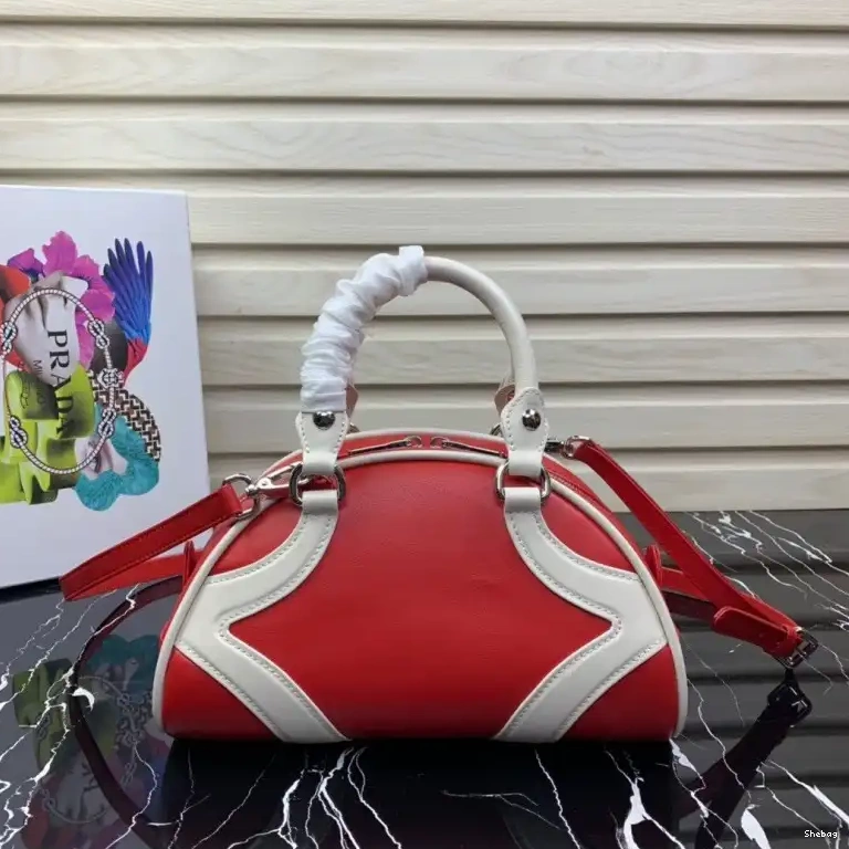 19B57B0065 Prada Bags 0710